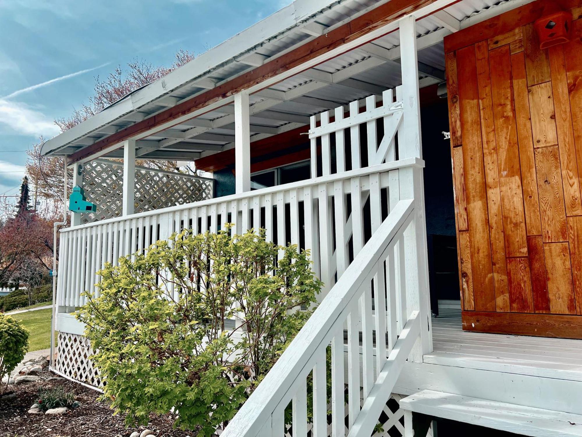 Peachland Beach Resort Esterno foto