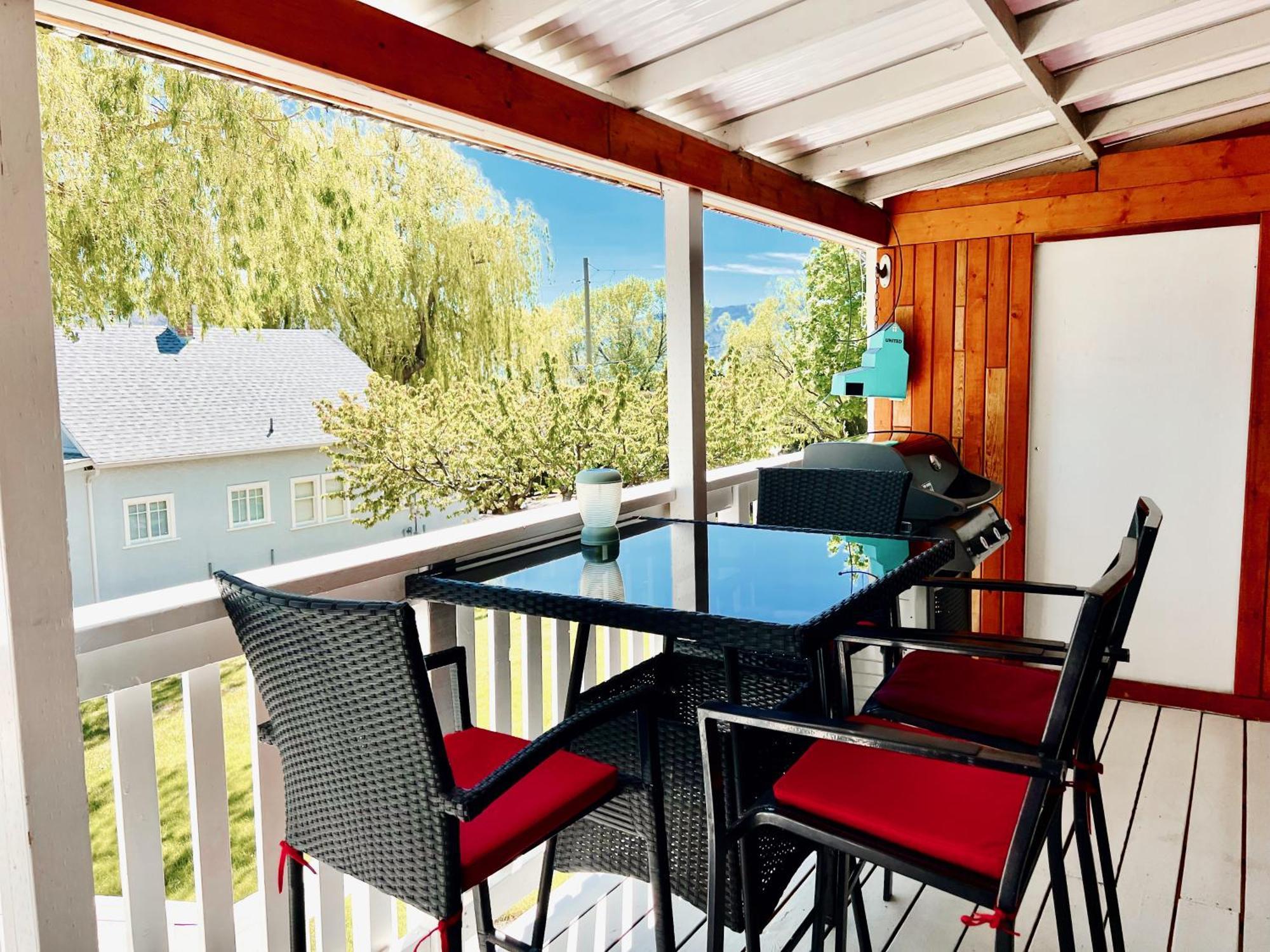 Peachland Beach Resort Esterno foto