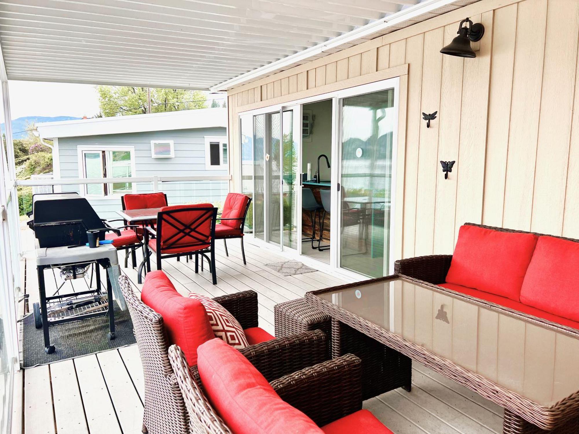 Peachland Beach Resort Esterno foto